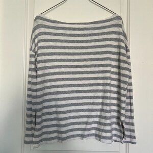 Super soft cotton striped gray white long sleeve shirt from Japan. Women’s size